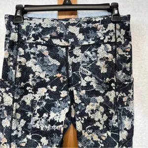 Lululemon Speed Up Crop *21" in Spring‎ Bloom Multi Size 8 thumbnail 4