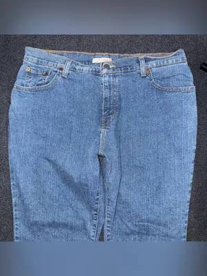 Vintage y2k Levi’s 550 Relaxed Bootcut Jeans Womens 16 Medium Blue Denim 34x28.5 thumbnail 3
