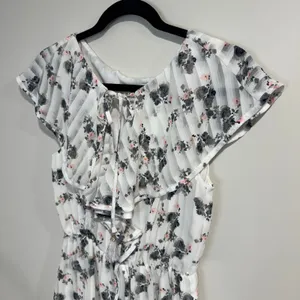 Elliatt Womens Sheer Flora Bloom Maxi Fluncy Ruffled Dress White Pink Size Small thumbnail 5