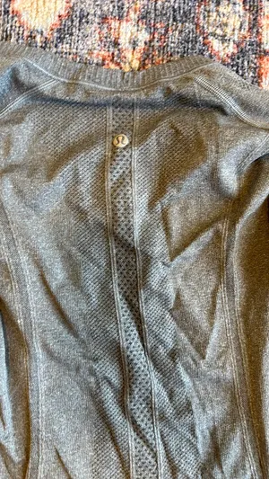 Lululemon Swiftly Tech Long Sleeve thumbnail 3