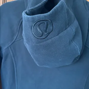 Lululemon Athletica Charcoal Chicago Blackhawks Zip-Up Jacket Size 2 thumbnail 7