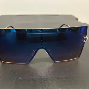 Blue Oversized Sunglasses thumbnail 9