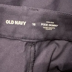 Old Navy‎ Women’s Pants 16 High Rise Pixie Skinny Navy Blue thumbnail 3