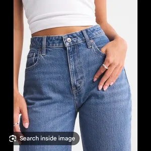 Abercrombie & Fitch Curve Love Vintage Straight Jeans thumbnail 2