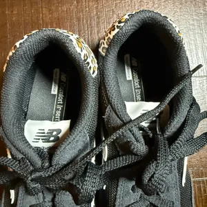 New Balance 515 v3 Sneakers Women 6 Black Leopard WL515AH3 Animal Print Shoes thumbnail 8
