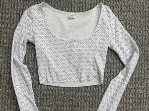 Aritzia Sunday Best Crop Henley Longsleeve thumbnail 3
