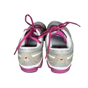 New Balance‎ Womens 690 Gray Pink Sneakers Size 8 thumbnail 3