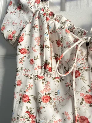 White floral mini dress Size XS thumbnail 2