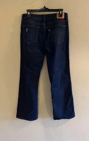 Levi's 529 Curvy Bootcut Dark Wash Jeans thumbnail 3