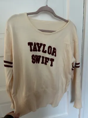 Taylor Swift Sweatshirt Tan Size XL thumbnail 1