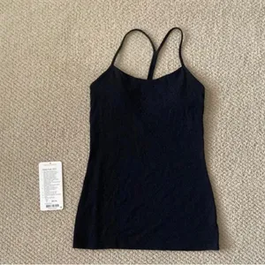 LULULEMON Power Pose Tank Top with Shelf Bra Black A/B Cup Luon Size 4 EUC thumbnail 6