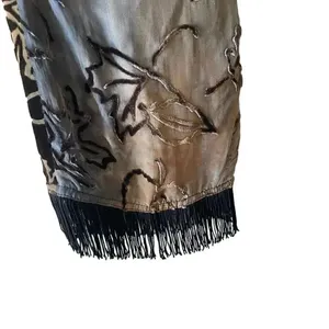 Ladies Velvet Double Sided Leaves Print Soft Long Fringe Scarf One Size thumbnail 7