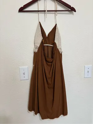 Vizio Vintage Crochet Halter Maxi Dress in Cream and Brown thumbnail 5