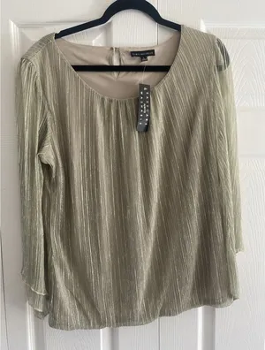 Sara Michelle Pleated Metallic Blouse Womens Size L Gold Shimmer Bell Sleeve Top thumbnail 1