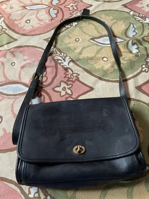 Coach Vintage City Camera Pebbled Grain Leather Brass Hardware 9812 Messenger Crossbody Shoulder 90’s Minty baguette rectangle Black Bag Purse classic minimalist thumbnail 12