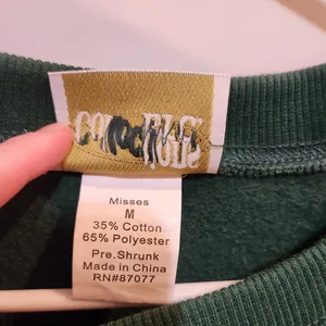 Vintage Collections Green Embroidered Winter Holiday Cardinal Sweatshirt Size M thumbnail 6