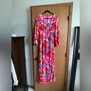 En Creme Floral Maxi Dress thumbnail 4