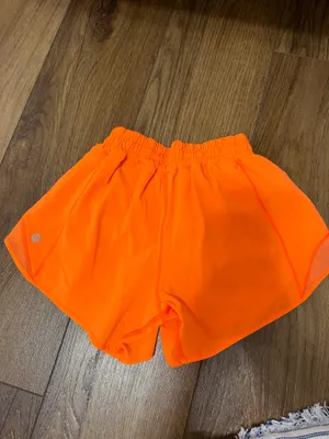 Lululemon Shorts Hotty Hot thumbnail 2