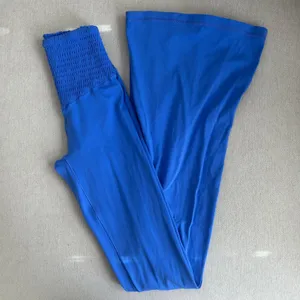 Aerie Offline Blue Smock Flare Leggings thumbnail 3