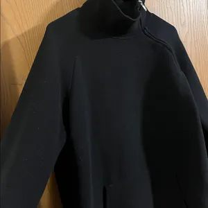 Peloton Black Ribbed High-Neck Quarter Zip‎ Sweatshirt Large thumbnail 2