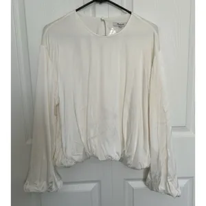 Madewell Long-Sleeve Bubble-Hem Top Winter White Lightweight Satin Lined Size 8 thumbnail 2