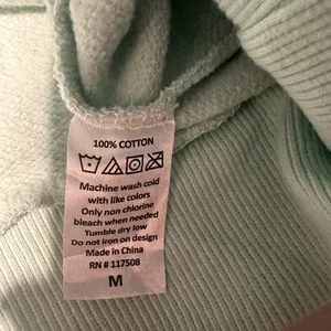 Columbia women’s Light Green Hoodie thumbnail 5