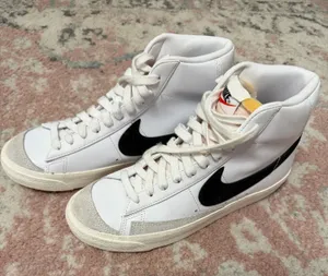 Nike High-Top Blazer Mid thumbnail 1