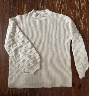 Amazon Sweater thumbnail 1