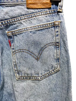 Levi’s Premium Denim Wedgie Jeans Blue Size 26 Straight Leg Minimalist Preppy thumbnail 16