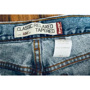 Levi's 550 Classic Relaxed Tapered Jeans Size 14L Casual Comfort Everyday thumbnail 3