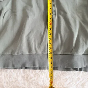 Women’s Under Armour Olive Quarter-Zip Sweatshirt - Size XL thumbnail 5