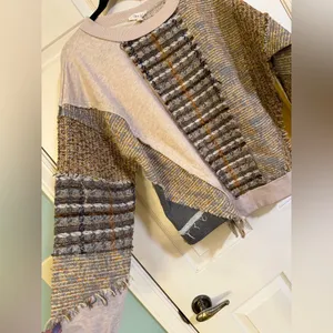 Oli And Hali Avery pullover tan mixed print casual boho winter top $78 xs thumbnail 8