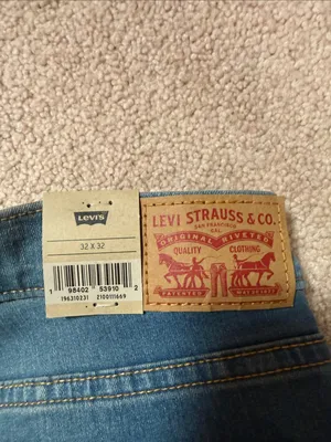 Levi's 314 Shaping Straight Leg Women's Jeans in Medium Blue 32x32 thumbnail 4