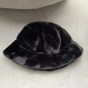 Alo Yoga Faux Fur Bucket Hat Black M/L thumbnail 5