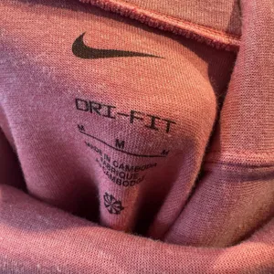 Womens Nike Maternity Reversible Pullover Loose Dri-Fit Archaeo Pink Size Med thumbnail 6