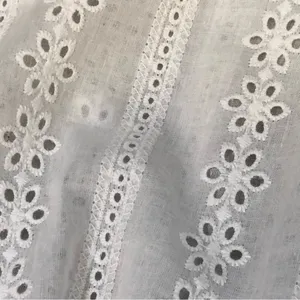 NEW Label of Love White eyelet Dress M thumbnail 4