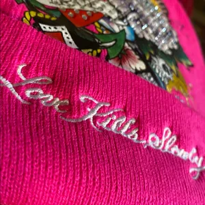 🆕 Ed Hardy Beanie Y2k cuff Cap Hat Brand New Hot Pink thumbnail 3