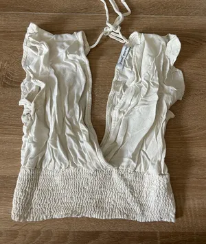 French Connection Cream Ruffle Halter Crop Top Size M thumbnail 1