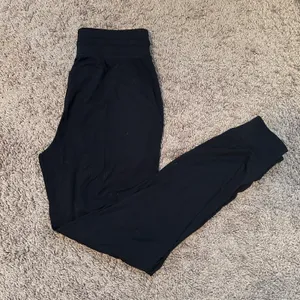 Lululemon ‼️ Ready to Rulu High-Rise Jogger‼️ thumbnail 4