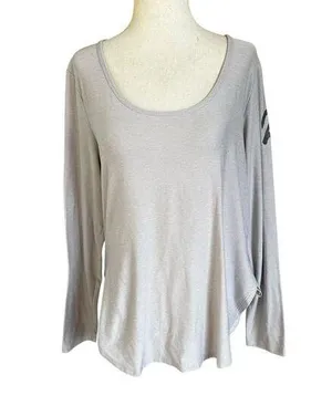 Beyond Yoga Purple Athletic Basic T-shirt Women Top Size Medium | 13-13 thumbnail 1