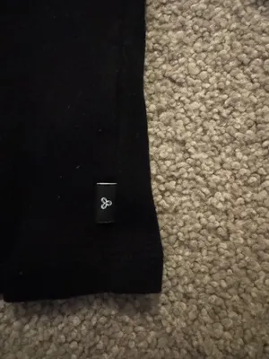 Aritzia Long Sleeve TNA thumbnail 2
