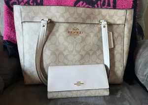 Shoulder Bag thumbnail 1