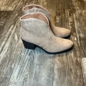 Sonoma Tan Ankle Boots Size 6.5 thumbnail 4