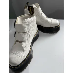 Dr. Martens Women's Devon Flower Leather Platform Boots -‎ White Milled Sz 5 thumbnail 7
