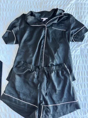 Black Silk Victoria's Secret PJ Set thumbnail 1