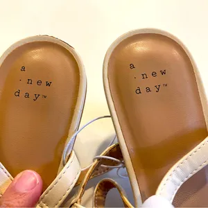 A New Day Women's Irene Tan and Cream Strappy Heeled Sandals size 9.5 thumbnail 4