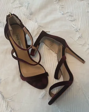 Steve Madden Velvet heels thumbnail 1