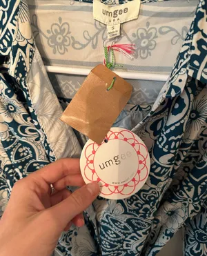 Shop The Mint Dress thumbnail 3