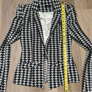 Xtaren Black & White Houndstooth Blazer - Size Small thumbnail 5