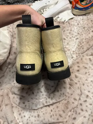 UGG Boots thumbnail 3